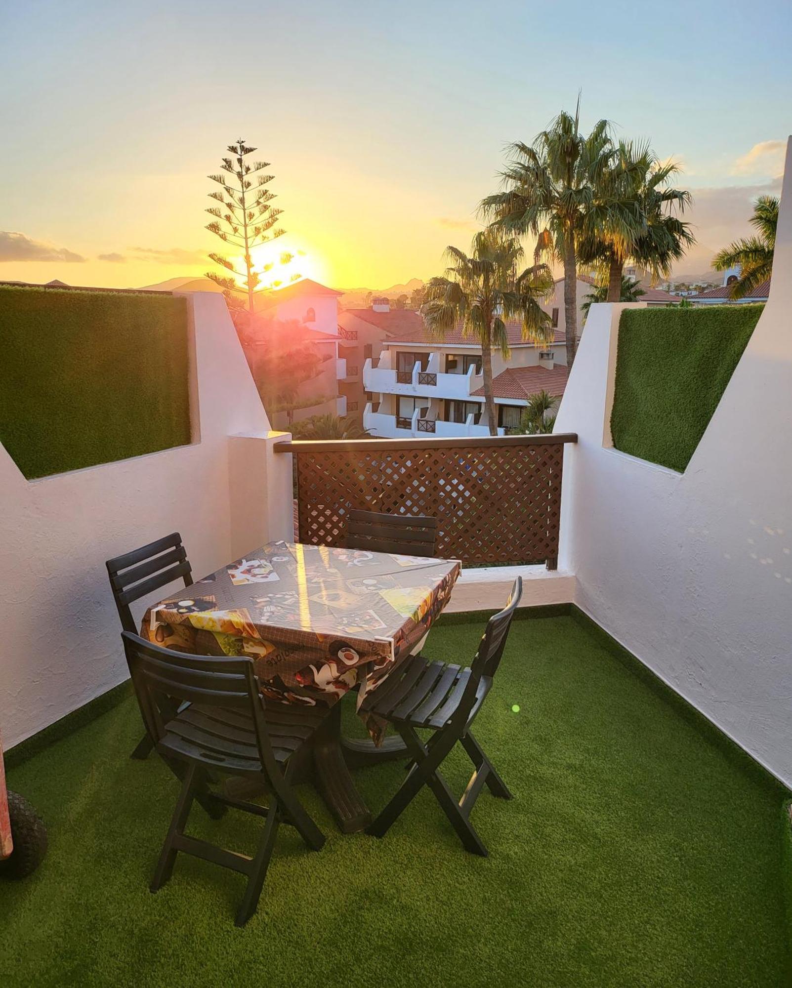 Moderno Y Luminoso Atico Con Vistas Y Piscina Lejlighed San Miguel de Abona Eksteriør billede