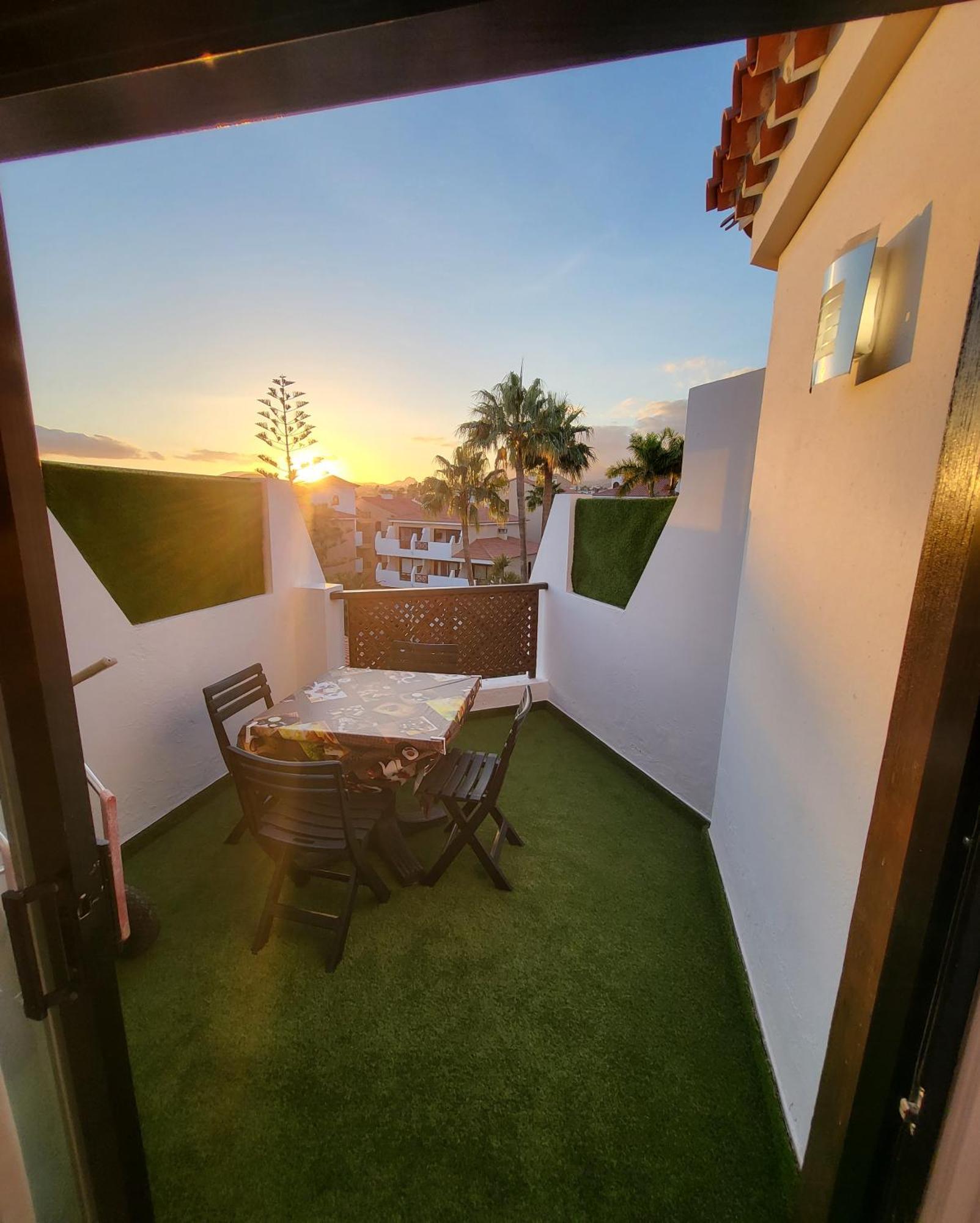Moderno Y Luminoso Atico Con Vistas Y Piscina Lejlighed San Miguel de Abona Eksteriør billede