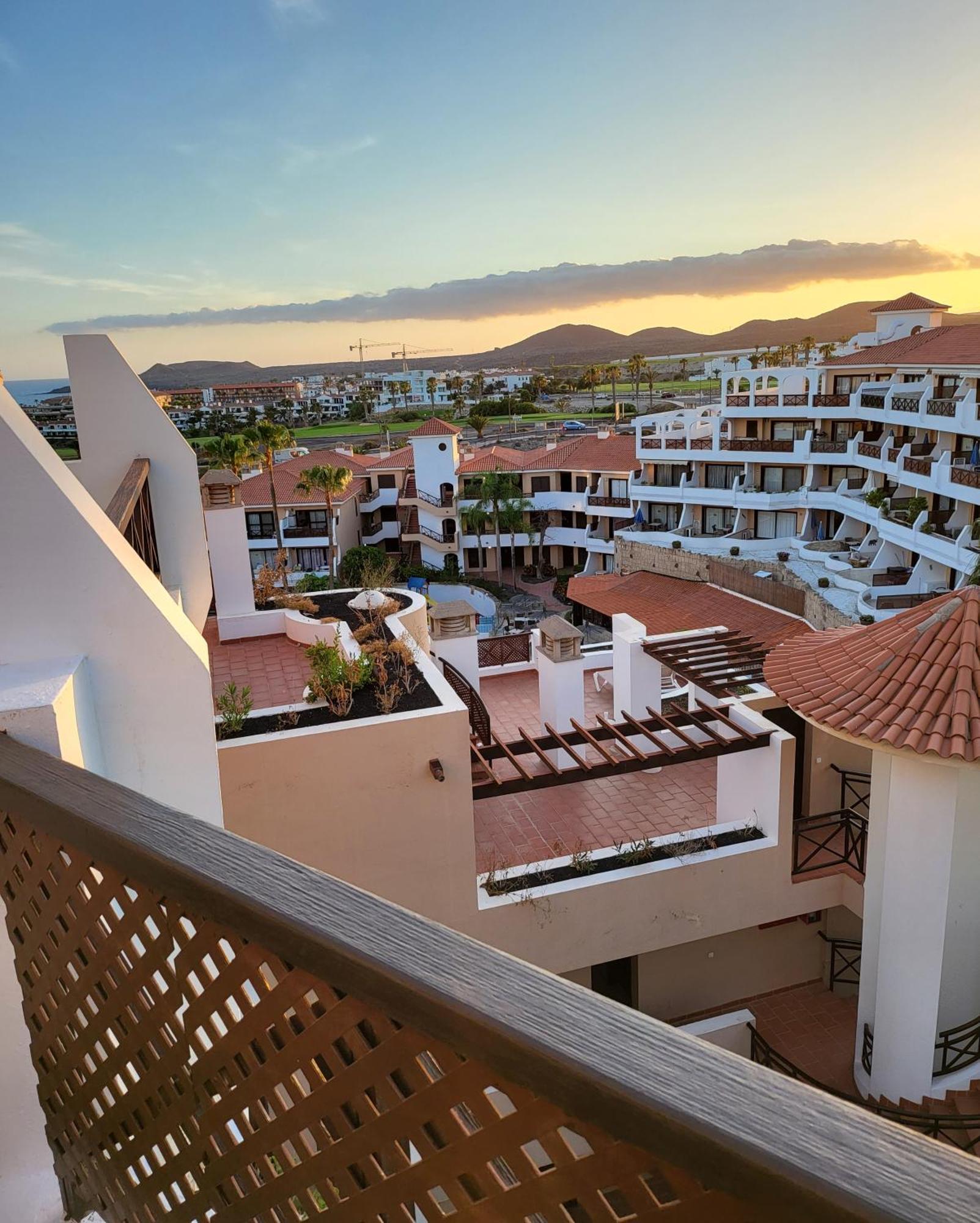 Moderno Y Luminoso Atico Con Vistas Y Piscina Lejlighed San Miguel de Abona Eksteriør billede