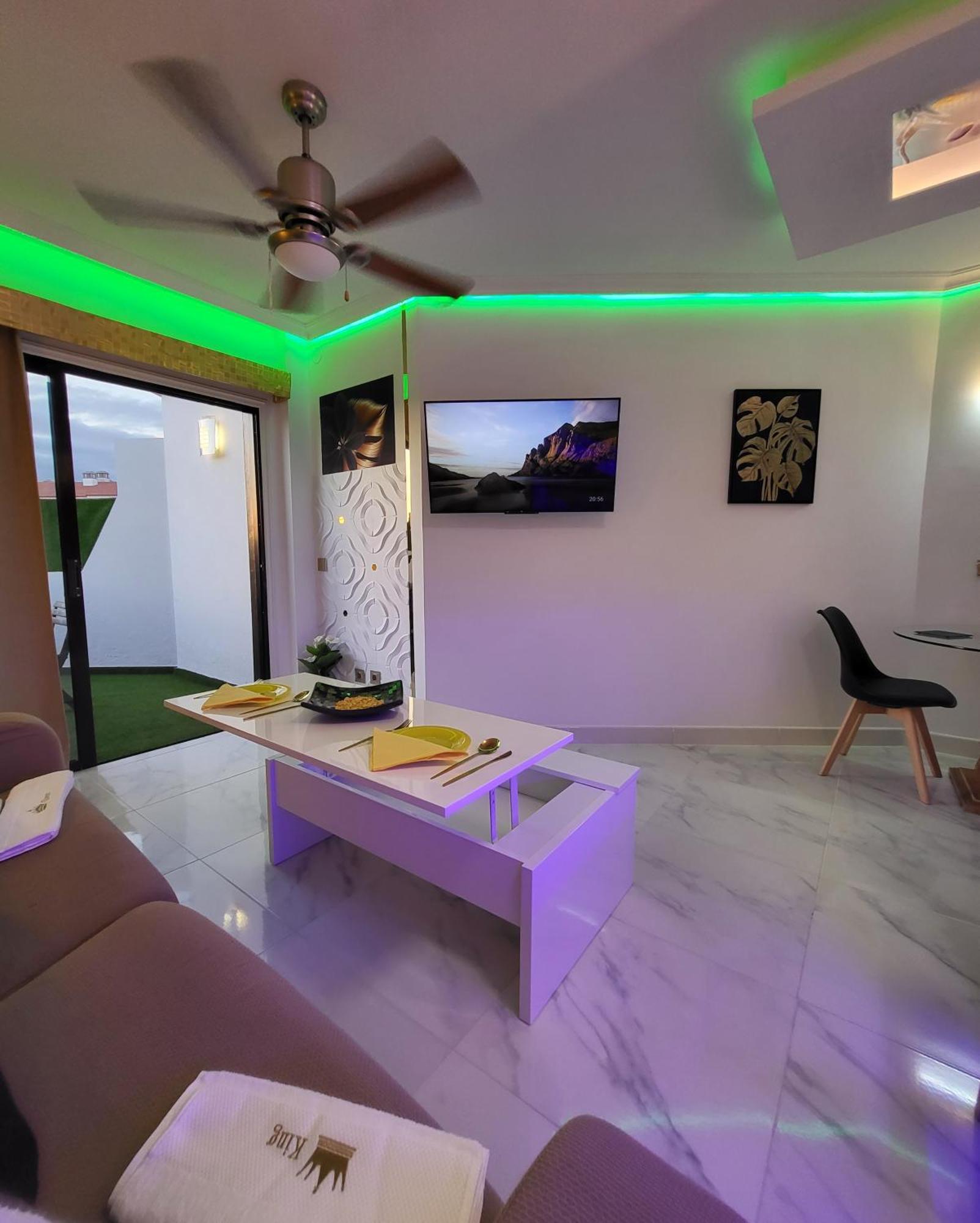 Moderno Y Luminoso Atico Con Vistas Y Piscina Lejlighed San Miguel de Abona Eksteriør billede